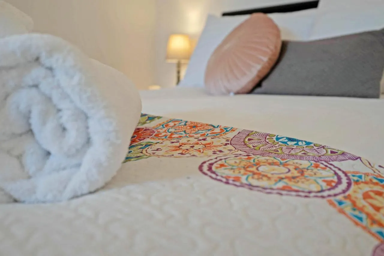 Apartment Cozy With Character Logie Green Central Main Door Flat Edinburgh United Kingdom