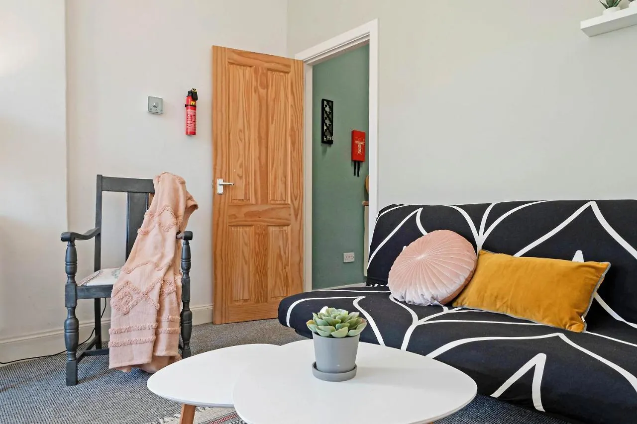 Cozy With Character Logie Green Central Main Door Flat Edimburgo Apartamento